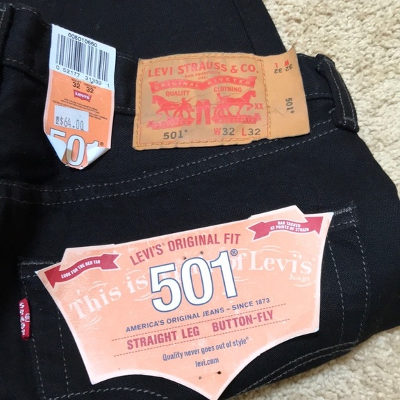 NWT! LEVI'S men’s 32/32 black straight leg jeans - Picture 3 of 8